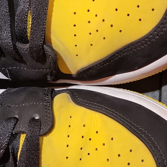 Jordan 1 mid se Yellow Toe ✨️ - Picture 8 of 8